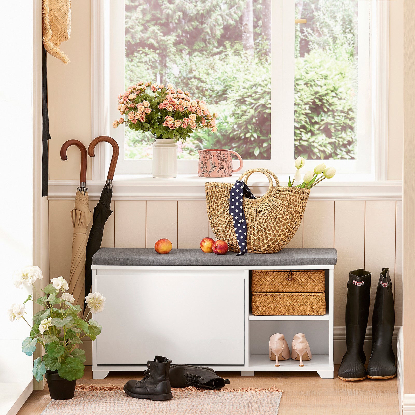 SoBuy Hallway Shoe Bench Shoe Cabinet with Seat Cushion and Flip-Drawer FSR119-W