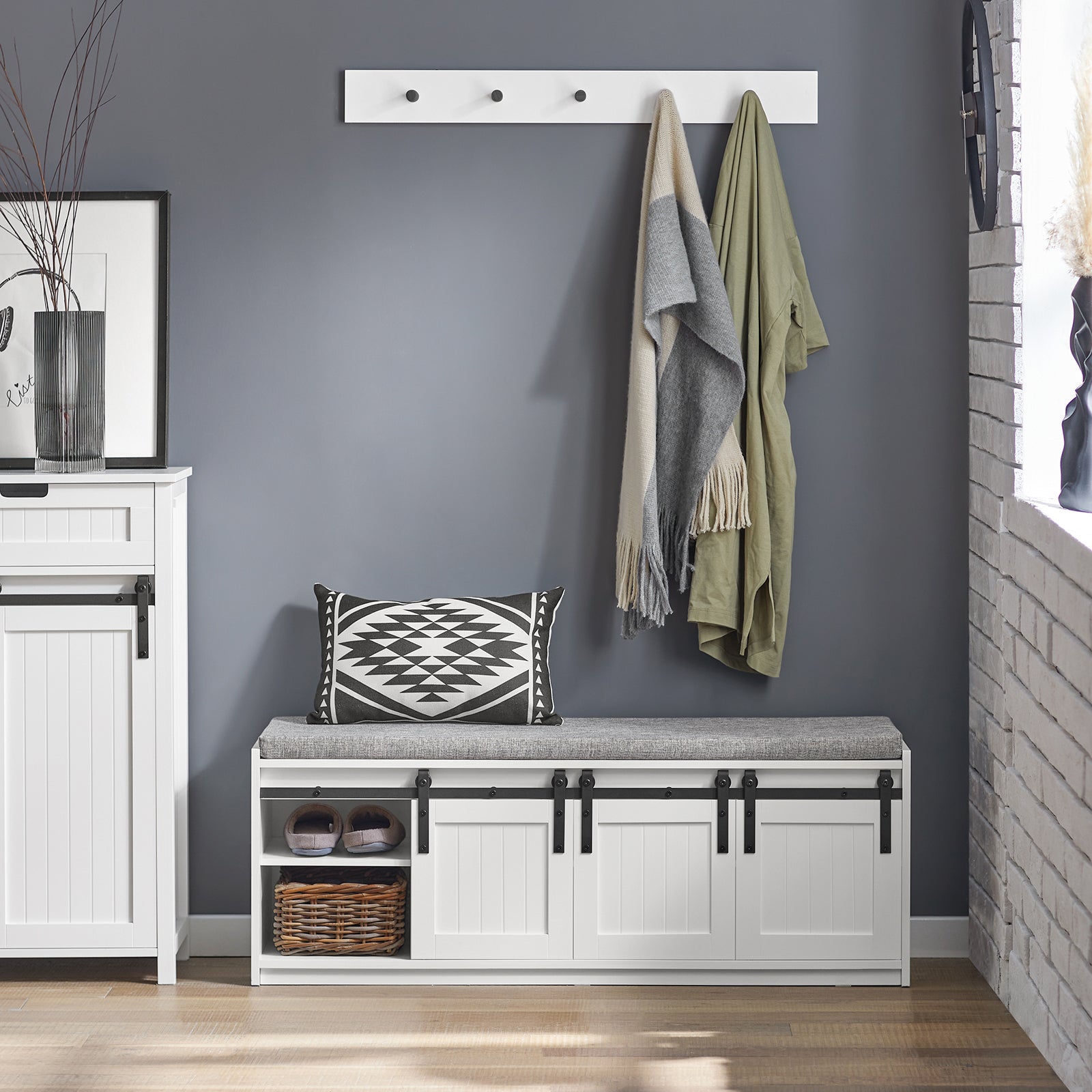 SoBuy Storage Shoe Bench with Sliding Barn Doors & Padded Seat Cushion,Hallway Shoe Cabinet FSR133-W