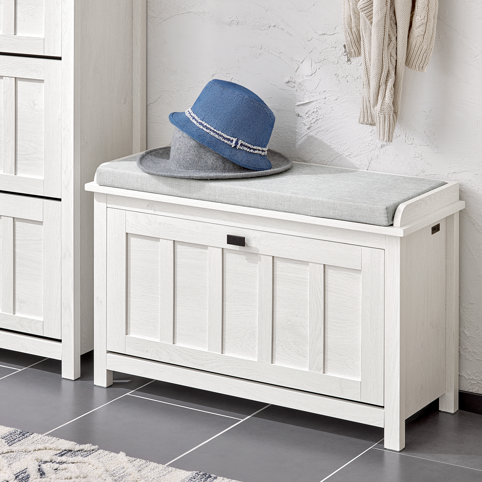 SoBuy Hallway Shoe Bench Shoe Rack Shoe Cabinet With Flip-Drawer And Seat Cushion FSR161-W