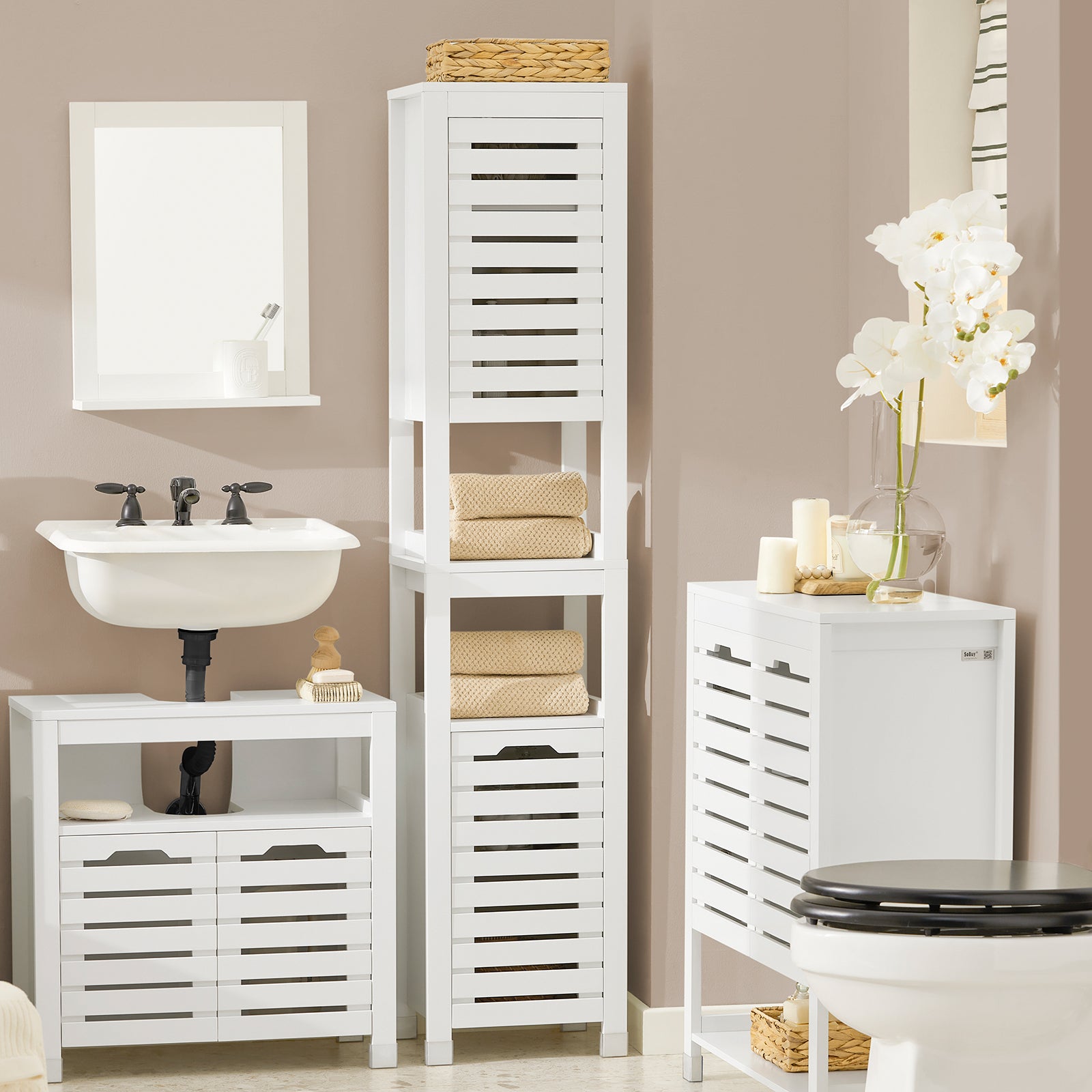SoBuy BZR59-W,Tall Bathroom Cabinet Cupboard,Storage Cabinet with 2 Slatted Doors and 2 Shelves, H161cm